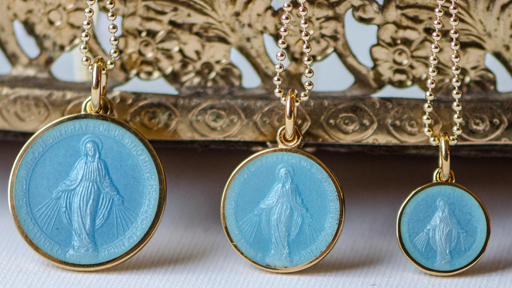 Miraculous Medal Necklace, Women's Fashion, Jewelry & Organizers, Necklaces  on Carousell