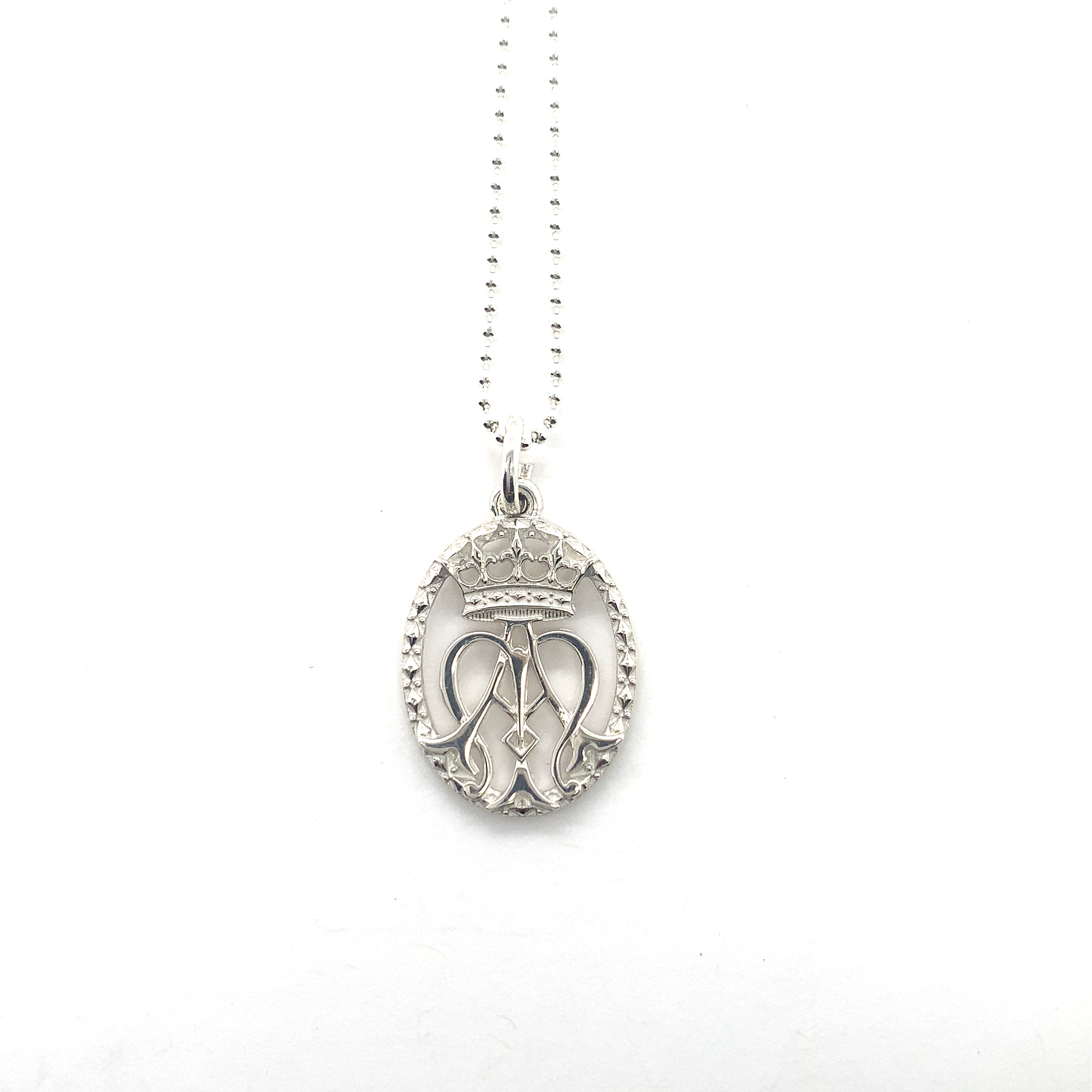 Small French Auspice Maria Openwork Pendant in Sterling Silver, 19mm