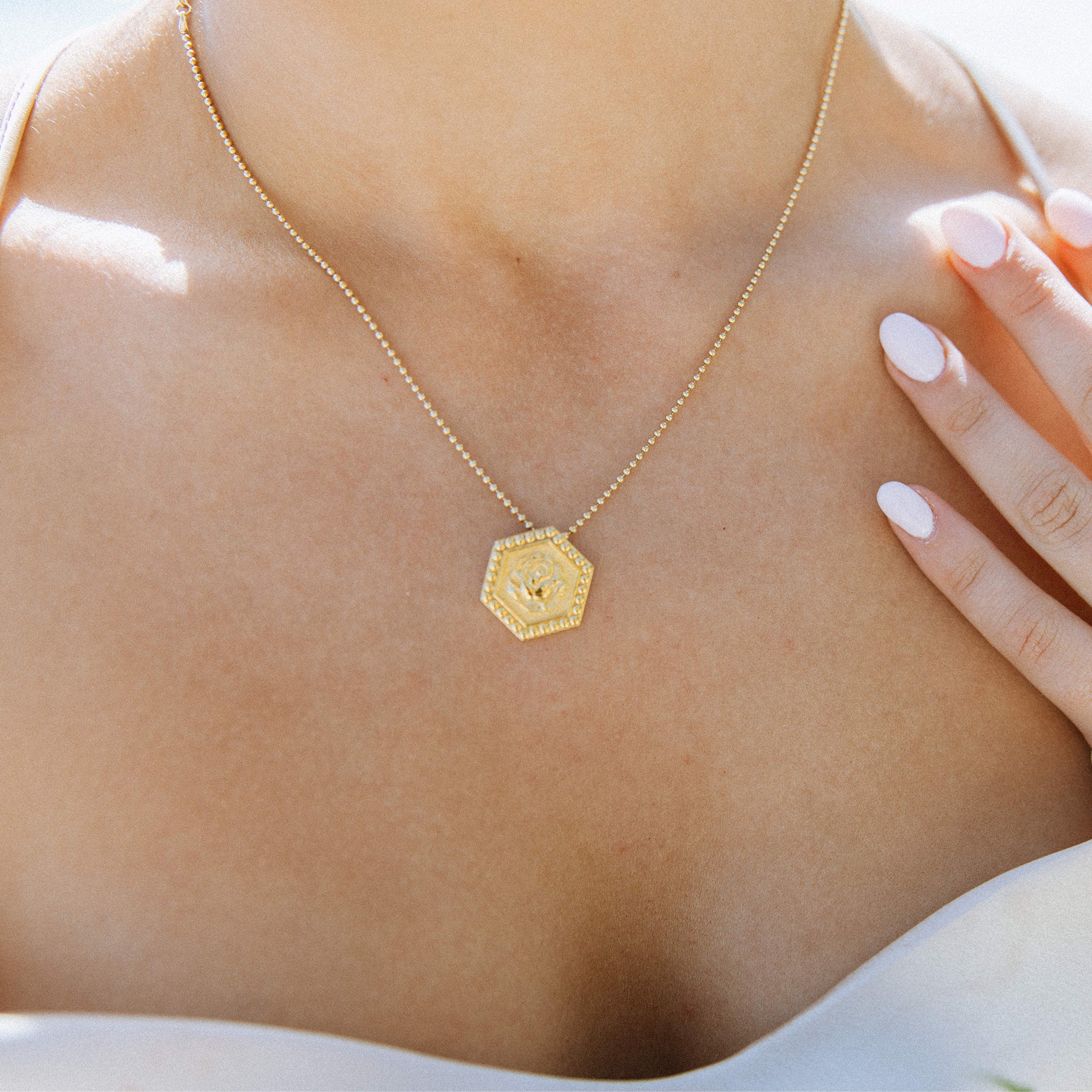 Rose Friendship Pendant in 14k Gold Vermeil, 22mm